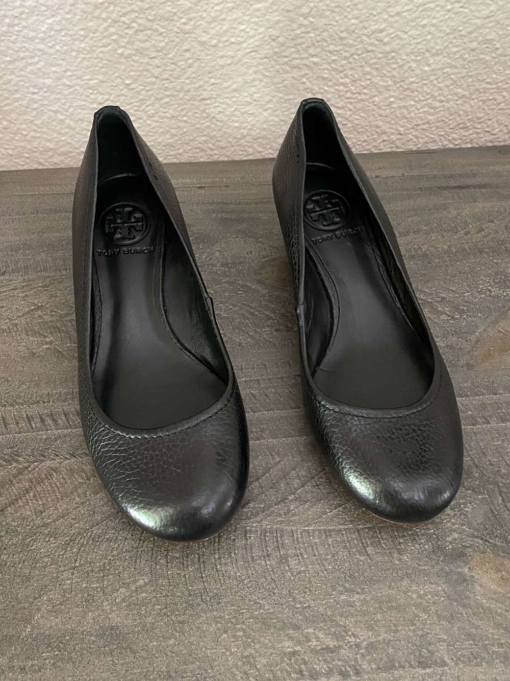 Tory Burch Black Leather Rounded Toe Wedge Pumps